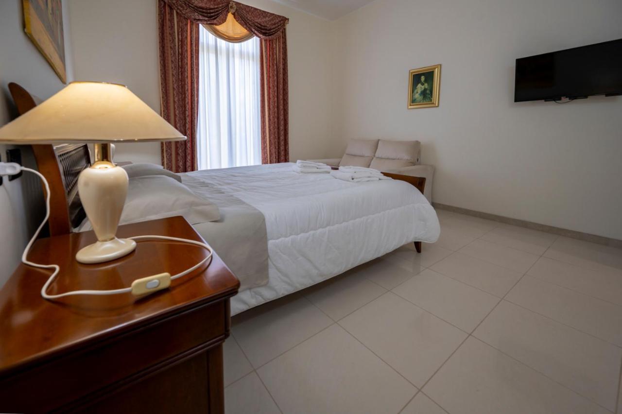 Villa Floyd Charming Rooms B&B Pachino Zewnętrze zdjęcie