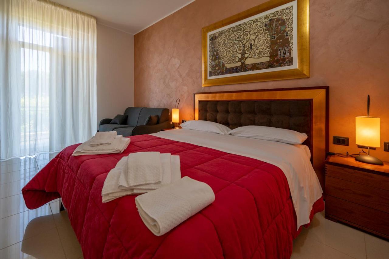 Villa Floyd Charming Rooms B&B Pachino Zewnętrze zdjęcie